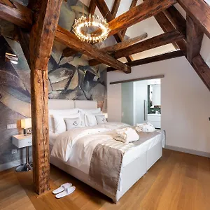 Old Royal Post Boutique & Premium Prague